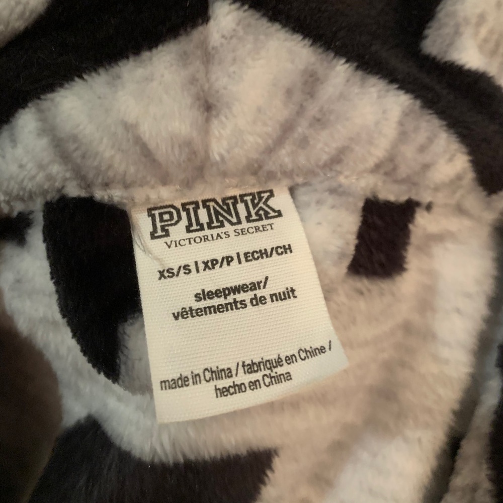 PINK robe